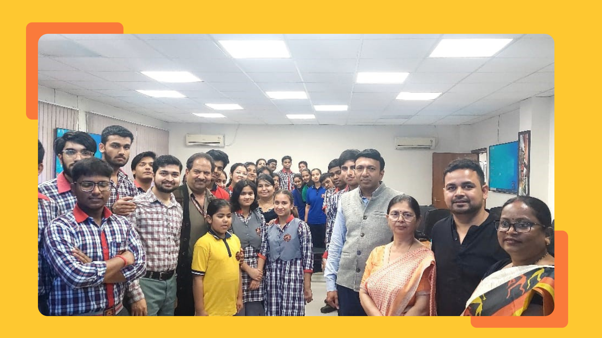CSIR-NIScPR in association with SVASTIK organised a Student-Scientist Connect Program(2024)